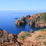 T2 Aux Portes Du Vieux Frejus Et 5 Mn De La Plage