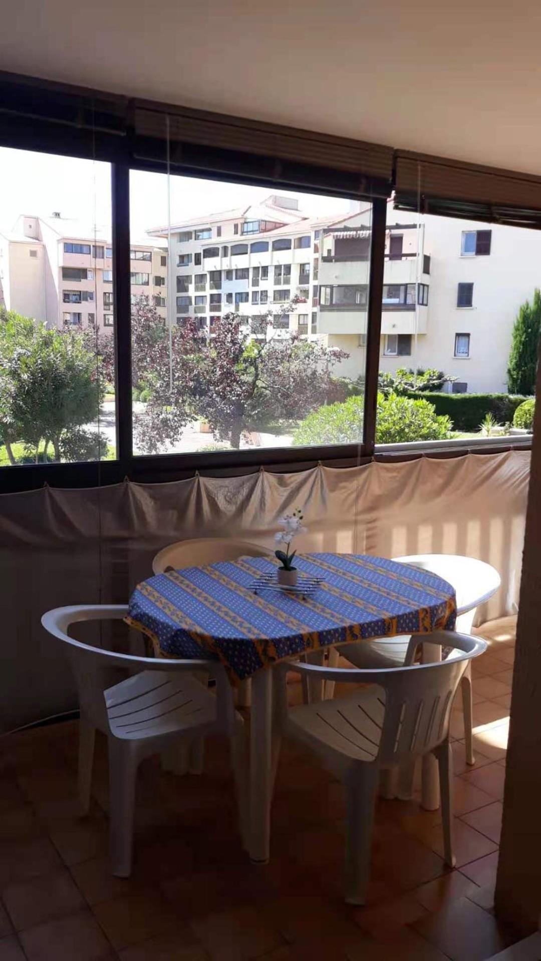 Appartement T2 Aux Portes Du Vieux Et 5 Mn De La Fréjus