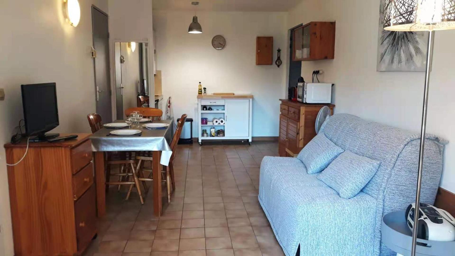 Appartement T2 Aux Portes Du Vieux Et 5 Mn De La *
